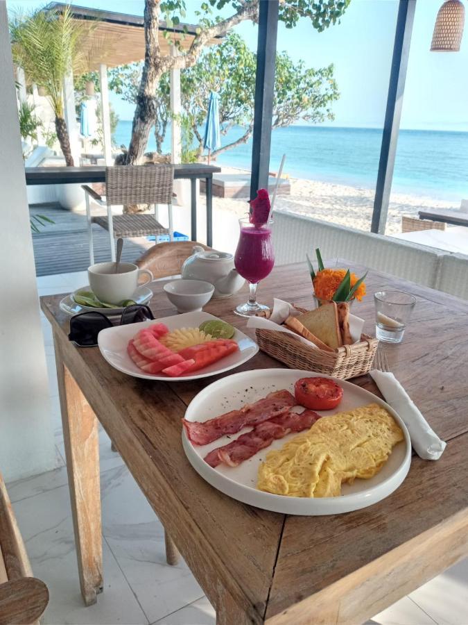 Amp Beach House Toyapakeh Екстериор снимка
