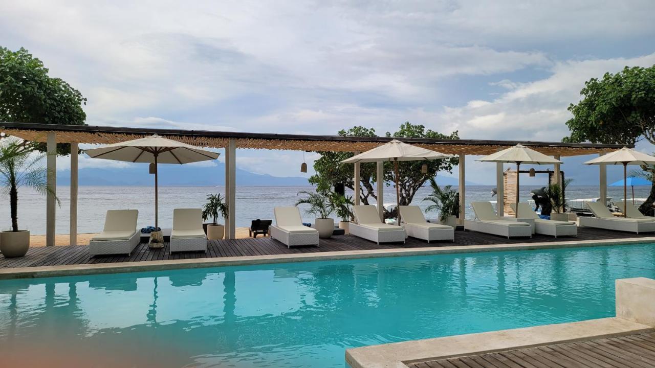 Amp Beach House Toyapakeh Екстериор снимка