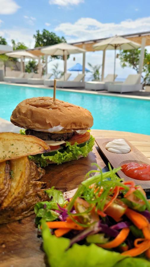 Amp Beach House Toyapakeh Екстериор снимка