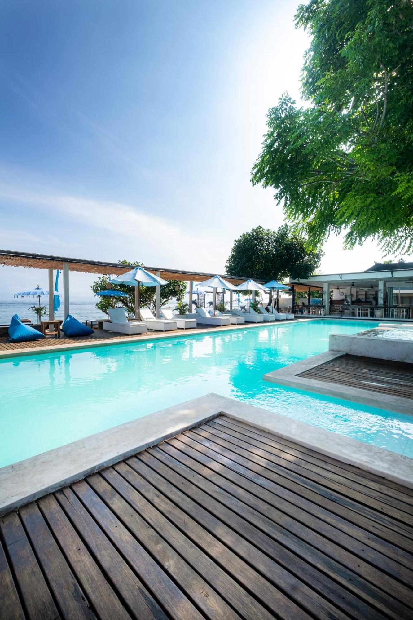 Amp Beach House Toyapakeh Екстериор снимка
